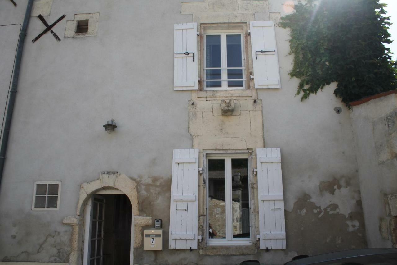 Vieux Veillard Villa Bourg-Charente Buitenkant foto